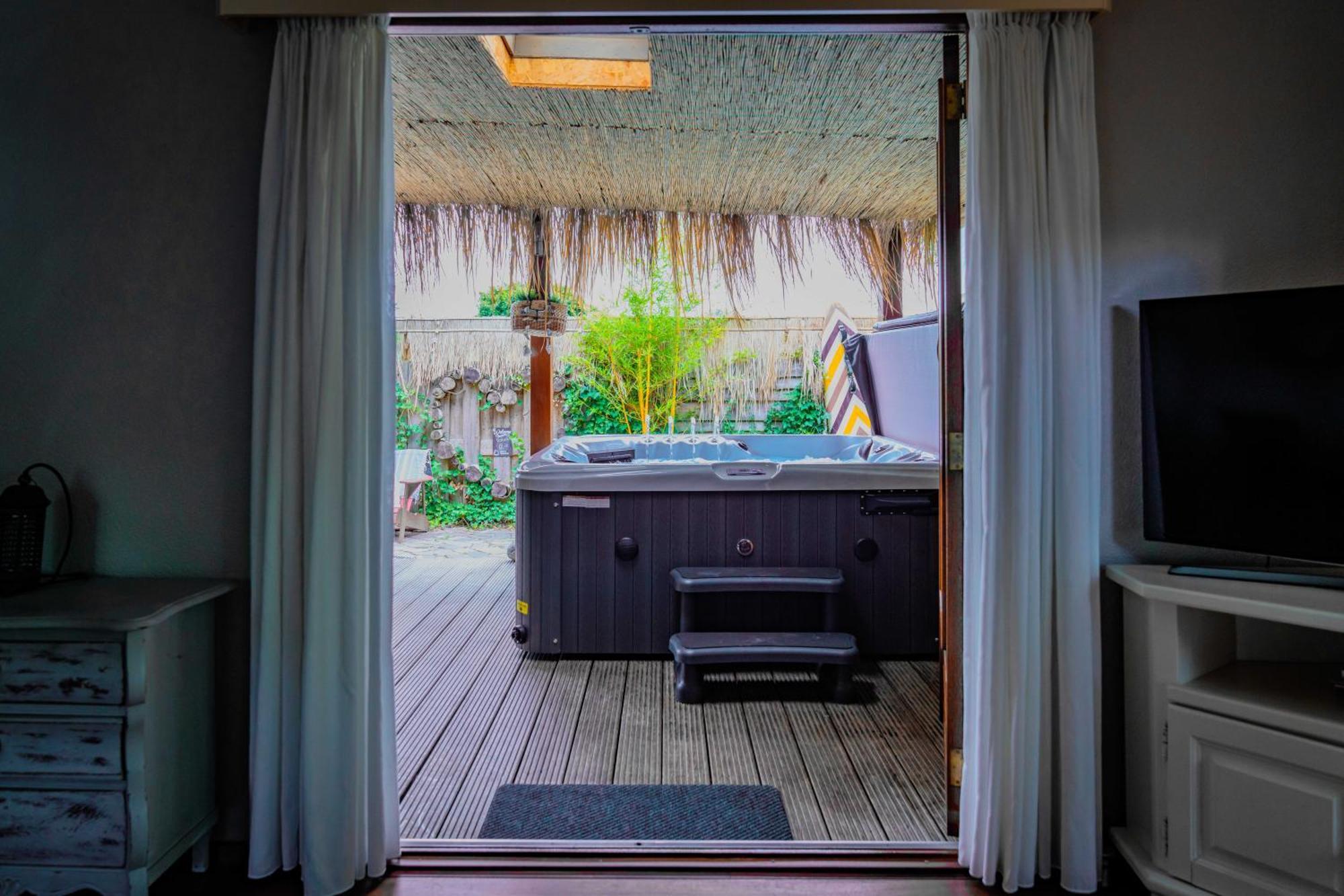 Drents Genieten - Kraaiheide Met Prive Jacuzzi Erm Экстерьер фото